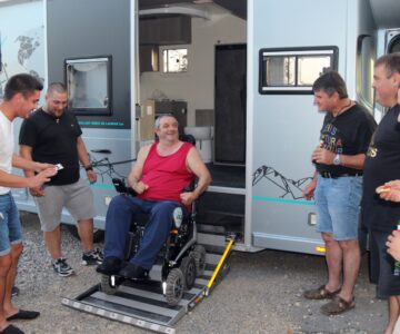 Personne en situation de handicap moteur autonomie liberté