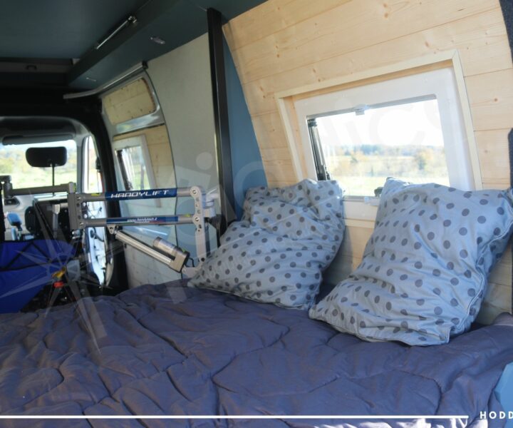 Fourgon PMR Hoddicé Fourgon aménagé pour une personne handicapée à mobilité réduite