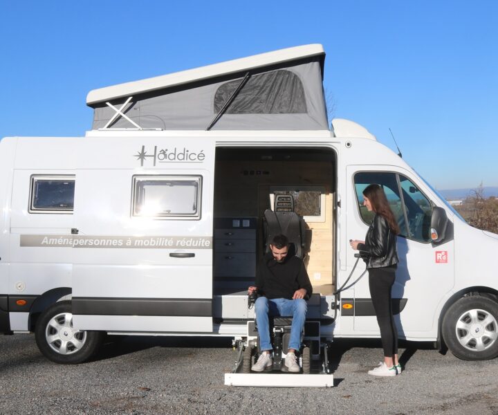 FOURGON PMR A VENDRE Fourgon aménagé pour une personne handicapée à mobilité réduite